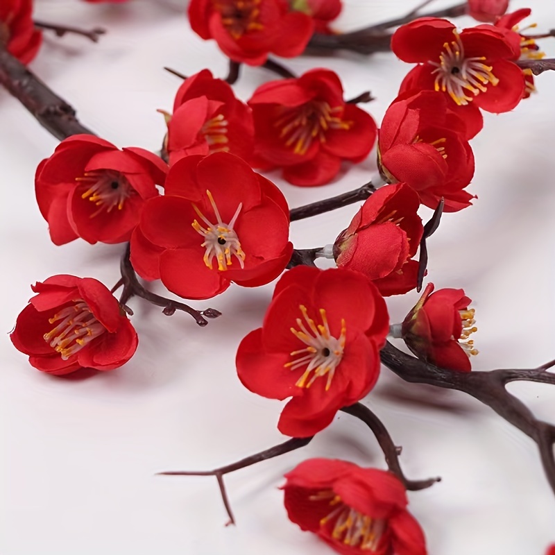 Paquete de 4 flores artificiales de ciruelo de aspecto real, ramas de  flores de seda, ramas largas de árbol de vides, tallos de flor de cerezo  para el