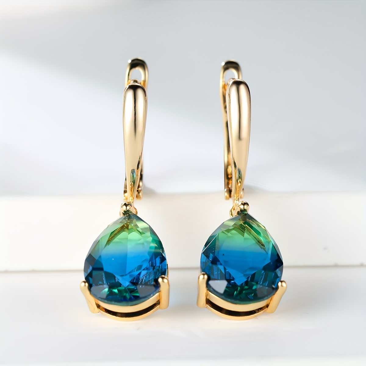Luxurious And Charming Teal Teardrop Zirconia Pendant Earrings, Perfect for Parties, Birthdays, Engagements, And Weddings