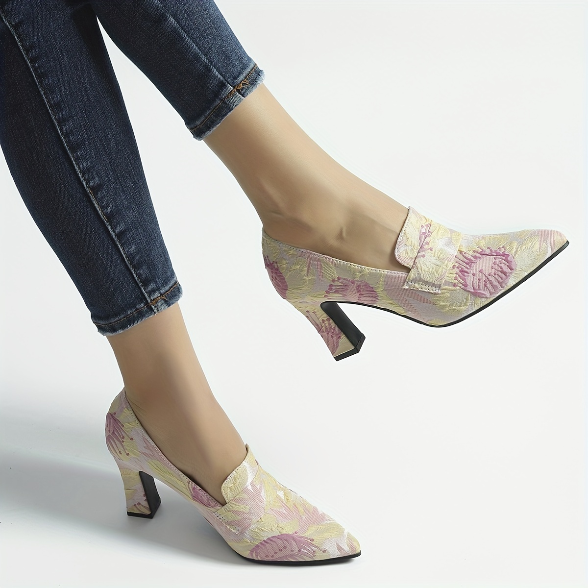 Women's Floral Embossed High Heels Pointed Toe Slip On Soft Sole Chunky Heels