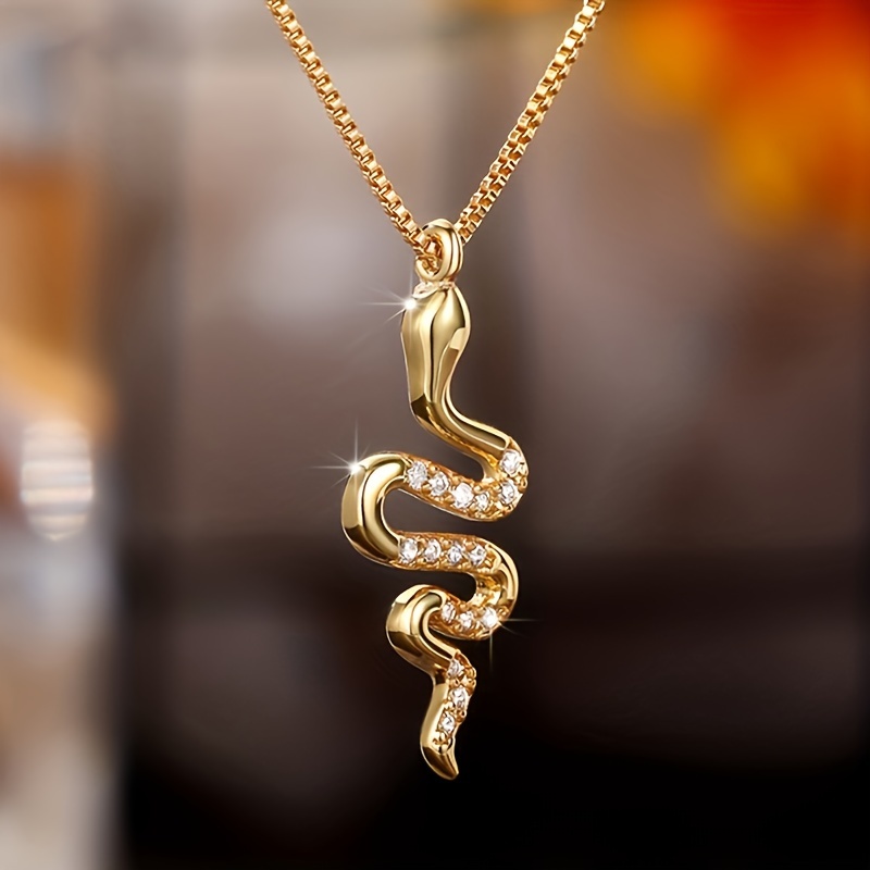 Vintage Gothic Snake Animal Pendant Necklace For Women Casual Accessories