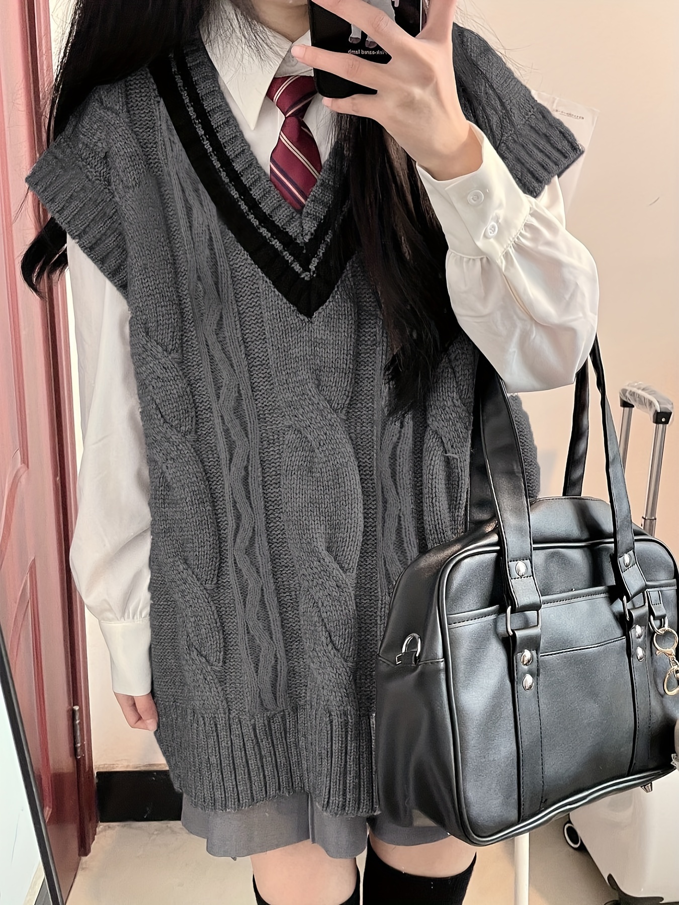 Chunky Cable Knit Vest