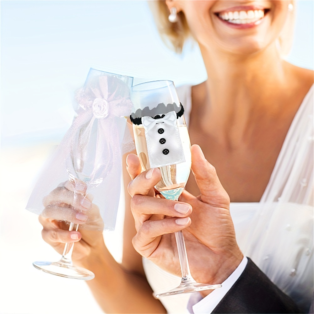 Wedding Toasting Glass. Wedding Cup. Bride and Groom Wine Glass. 