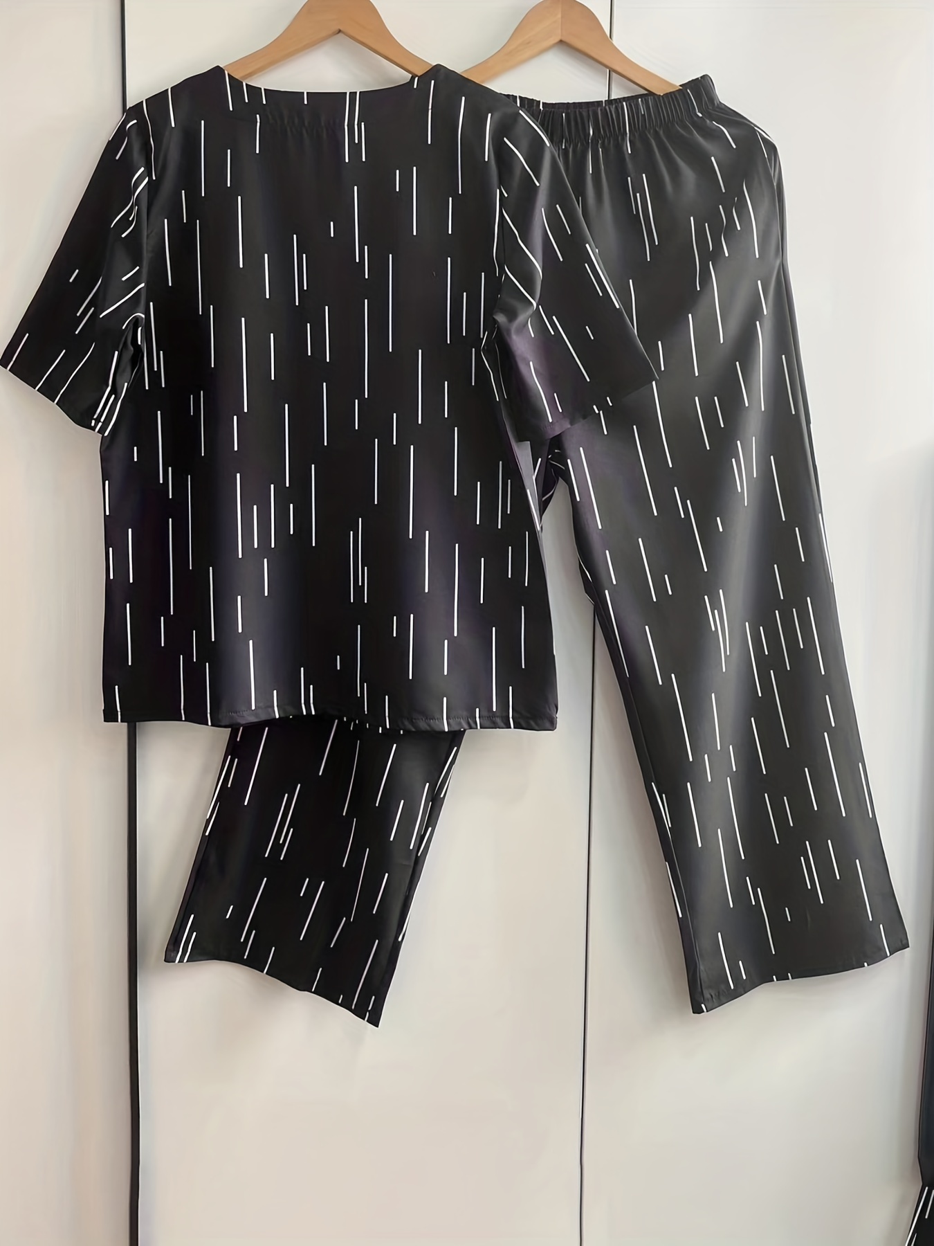 Casual Stripe Matching Two piece Set Crew Neck Tee & Wide Leg Pants