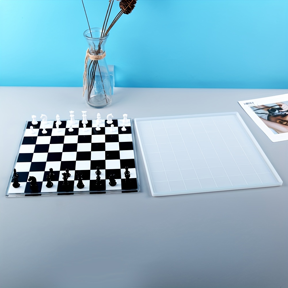 jogo de xadrez pequeno em resina - sob encomenda