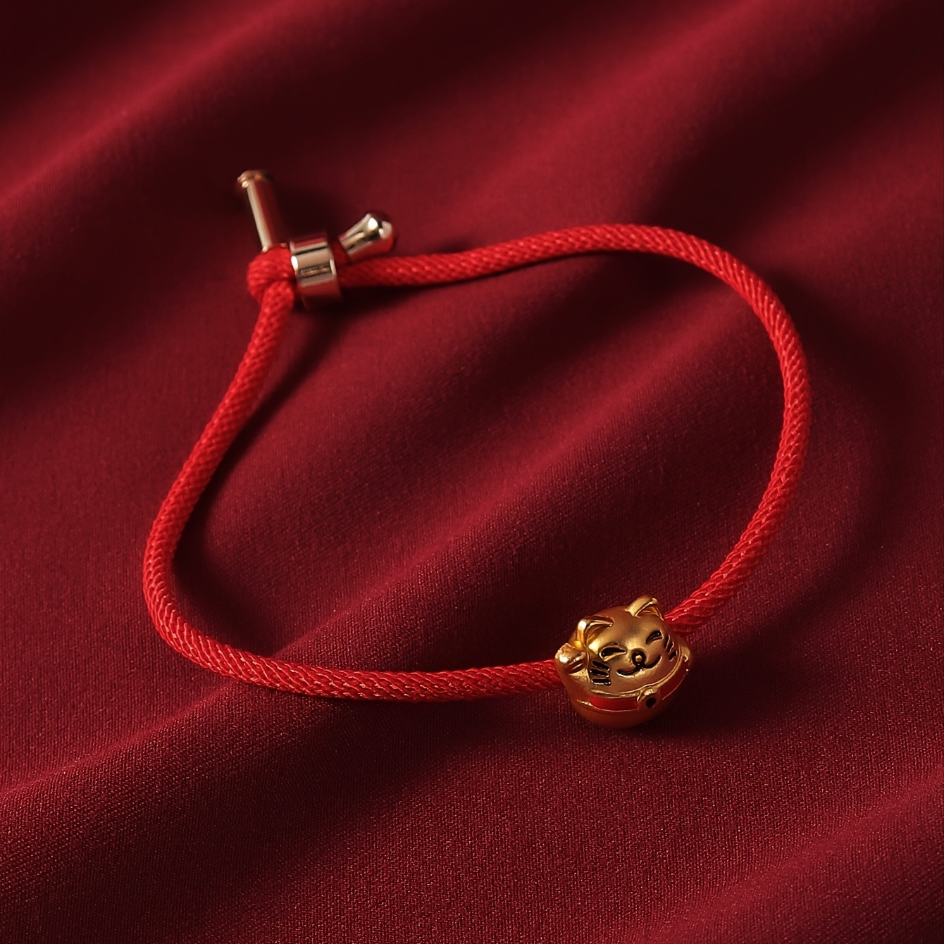 Lucky Red Rope Bracelet with Pendant, Adjustable Gift