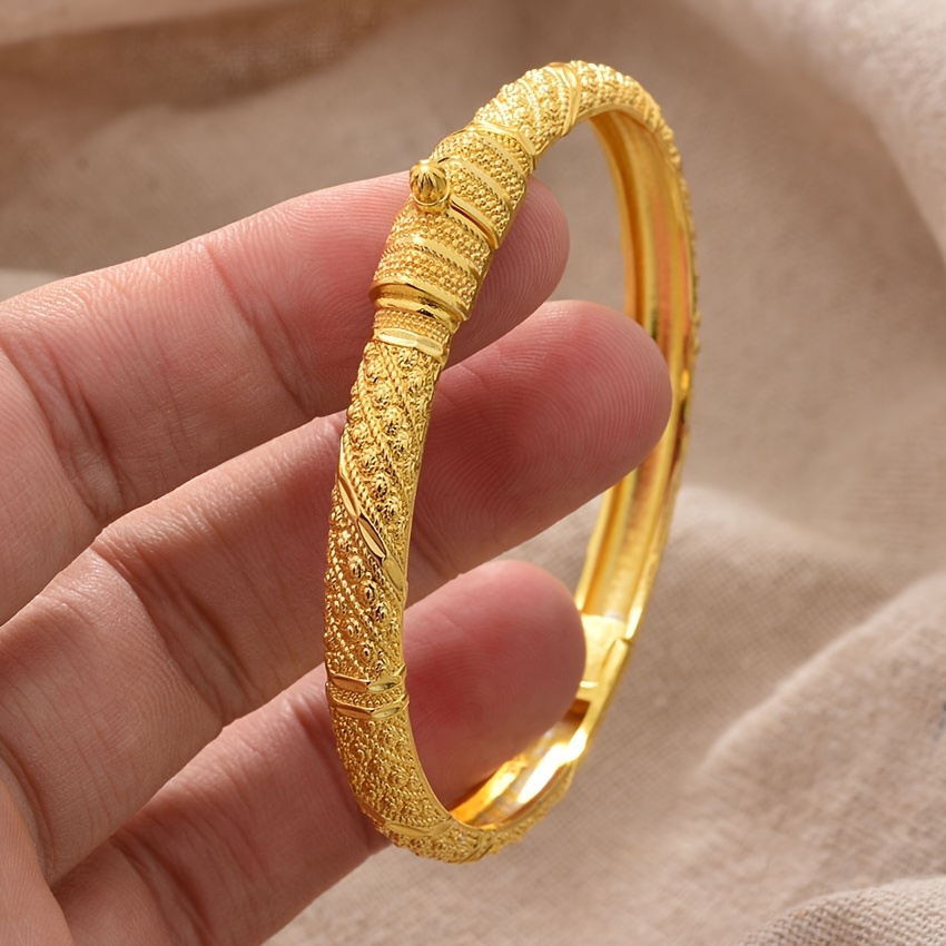 Copper Textured Bangle Bracelet. One Open Ended Single Bangle. Adjustable Thick Wire Bracelet. C Bangle. ruddlecottage Made in USA. Xoxo