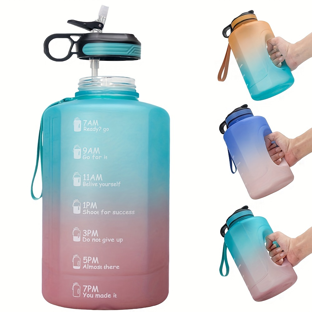 Botella de agua de medio galón con pajilla, botella de agua motivacional de  2 litros, botella de agua de 64 onzas con marcador de tiempo, jarra de agua  de boca ancha para deportes, botella de agua sin : Deportes y Actividades  al Aire Libre 