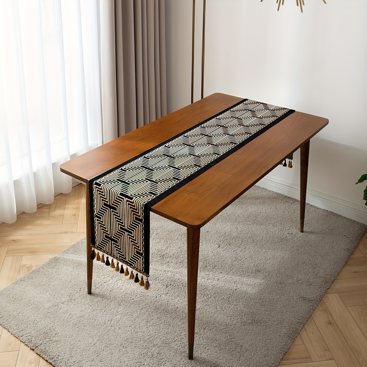Polyester Table Runner Gold Paperback Jacquard Geometric Tassel Table Cover