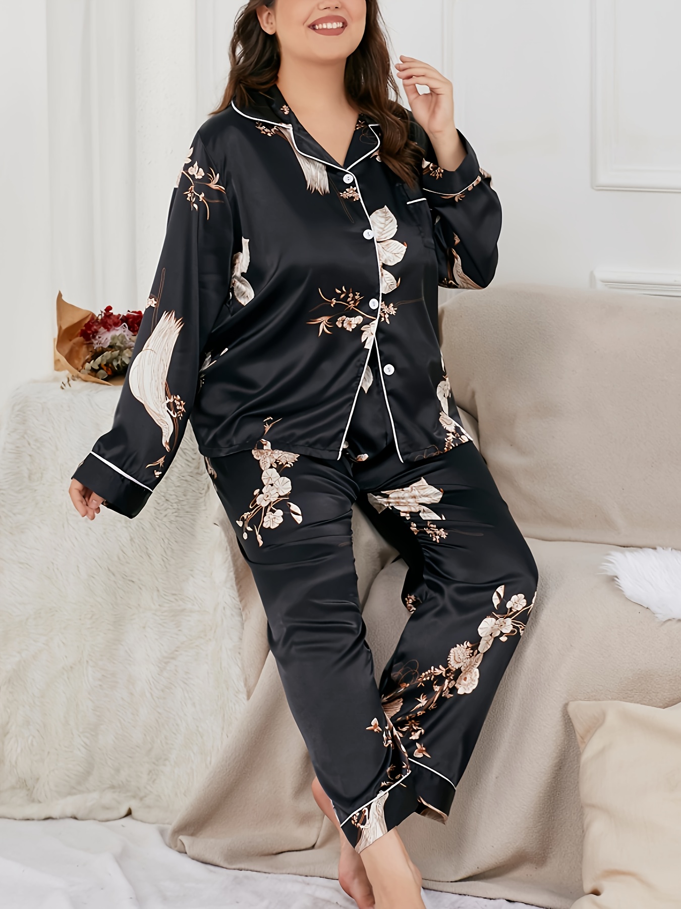 Plus Size Women Pajama Set Long Sleeve Scroop Neck Top Tee & Plaid