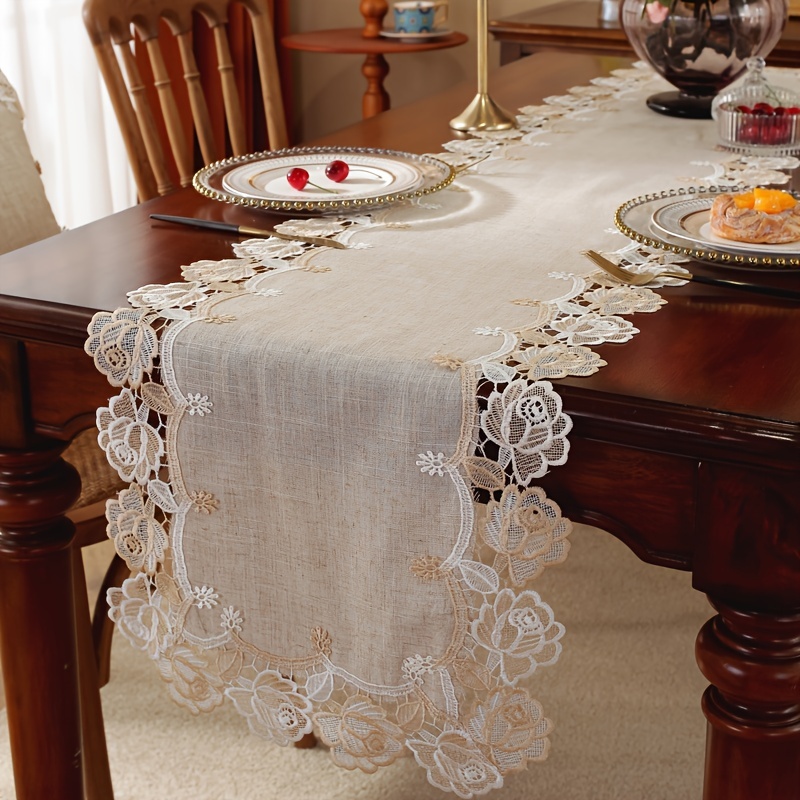 Chemin de Table en Macramé Crème avec Pompons Nappe Tissée Blanche et Noire  pour la Décoration de La Maison à Manger (30 x 120 CM)