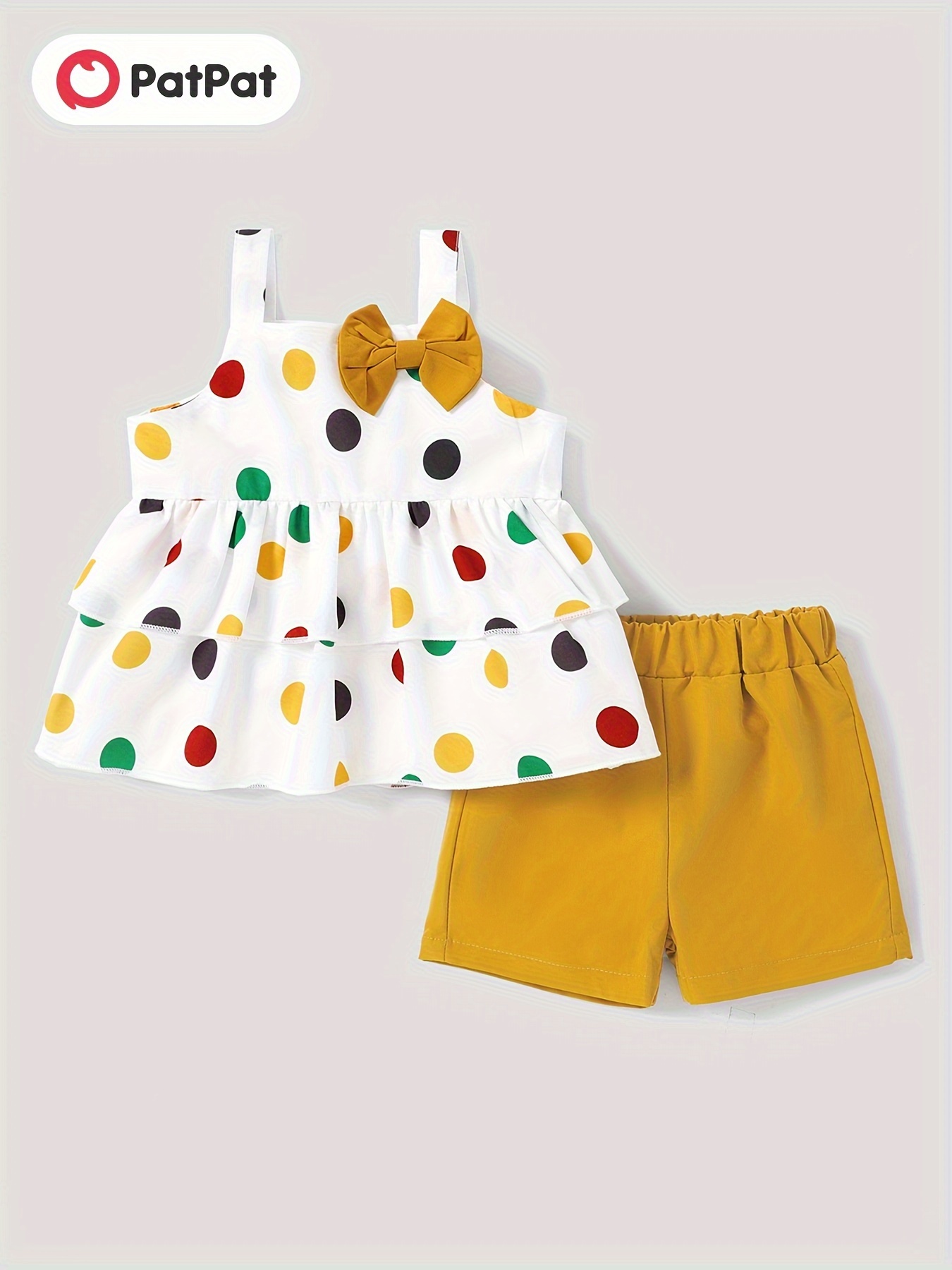 2pcs Baby Girl Allover Floral Print Cami Top and Polka Dots Bow Front Shorts Set