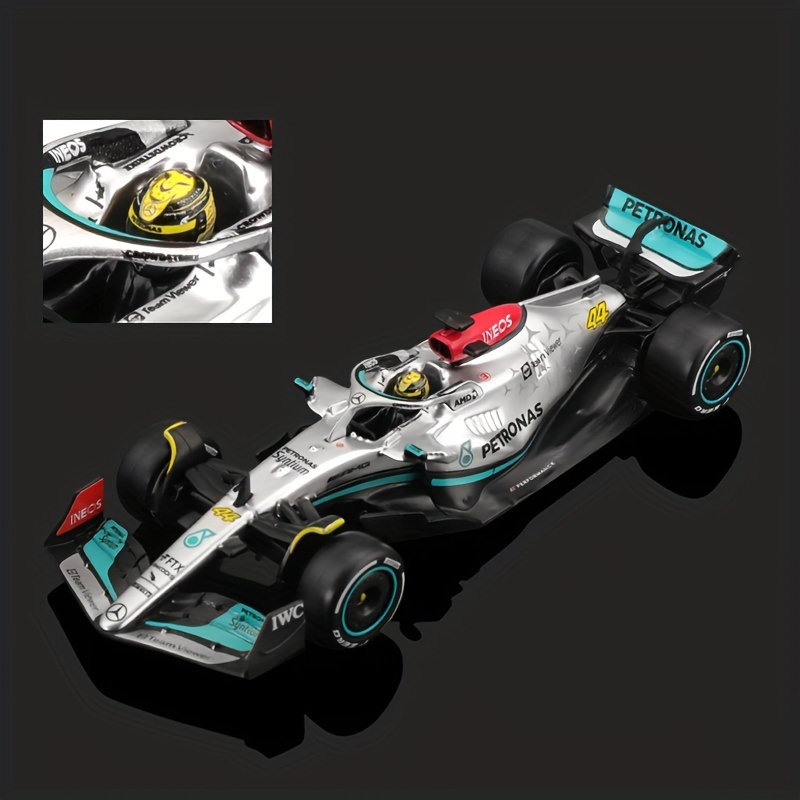 Burago Mercedes AMG Petronas 2022 Lewis Hamilton 1:43 - Formule 1