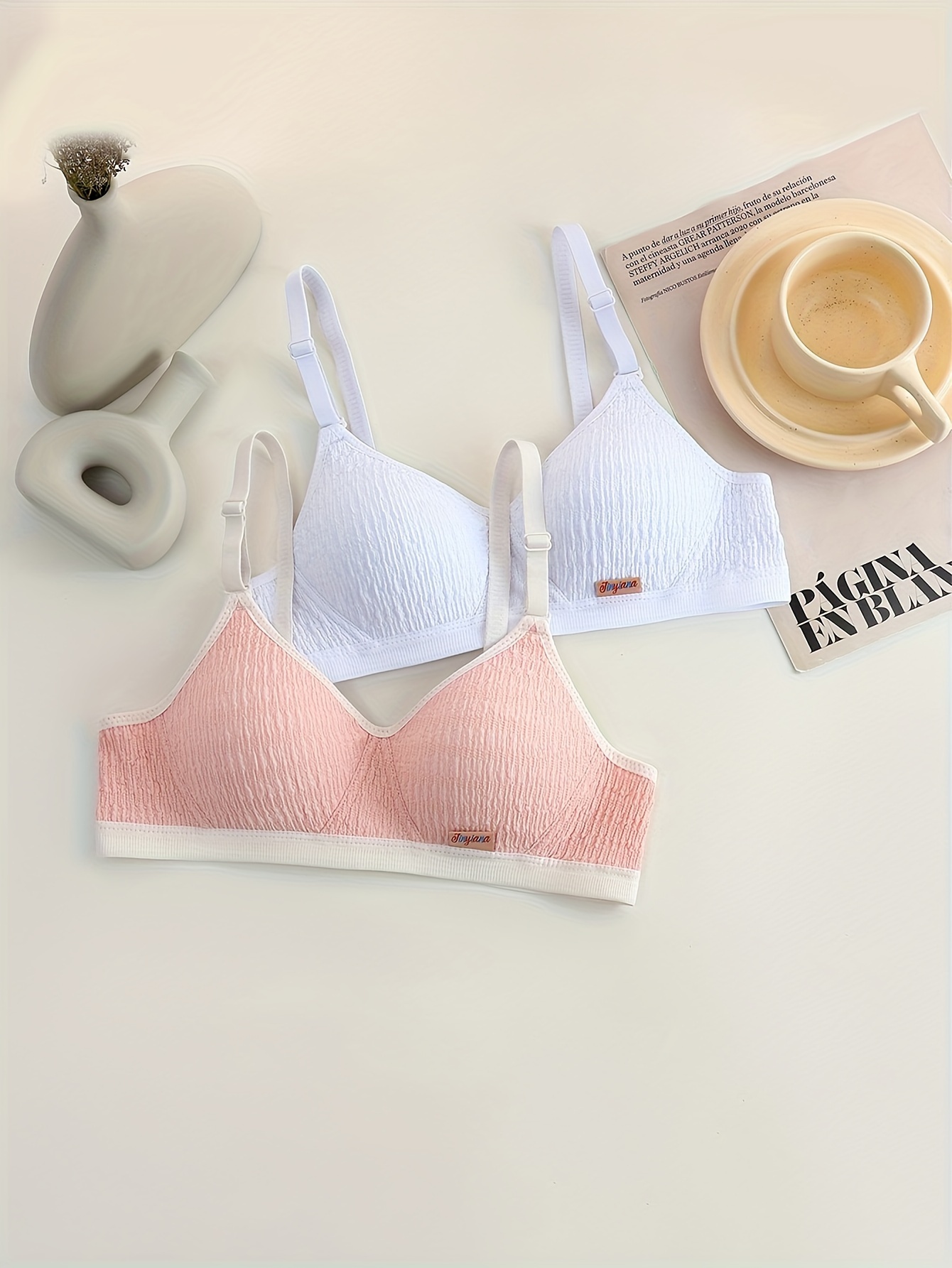 OPHPY Teen Bras No Underwire Cute Push Up Bras Full Support Small Breasts  Bralettes Everyday Bra with Adjustable Skinny Strap : : Clothing