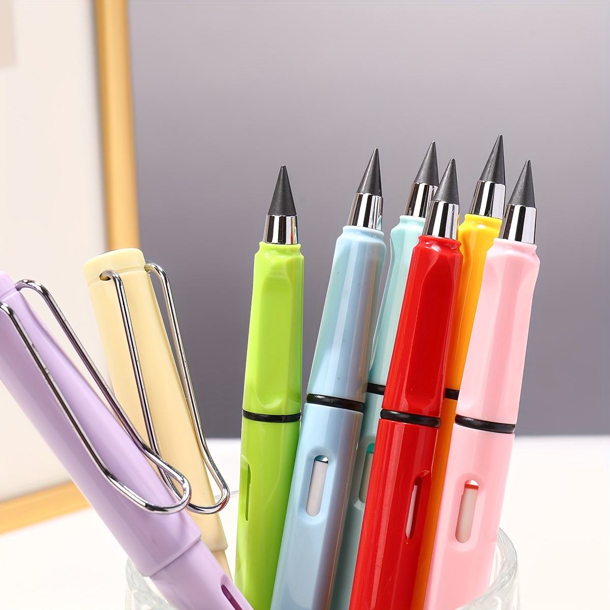 Crayons Sans Encre éternels,6 PCS Crayon éternel avec 6 Mine Graphite Tête  Remplaçable,Crayon Créatif Sans Encre pour écriture Illimitée,Crayon