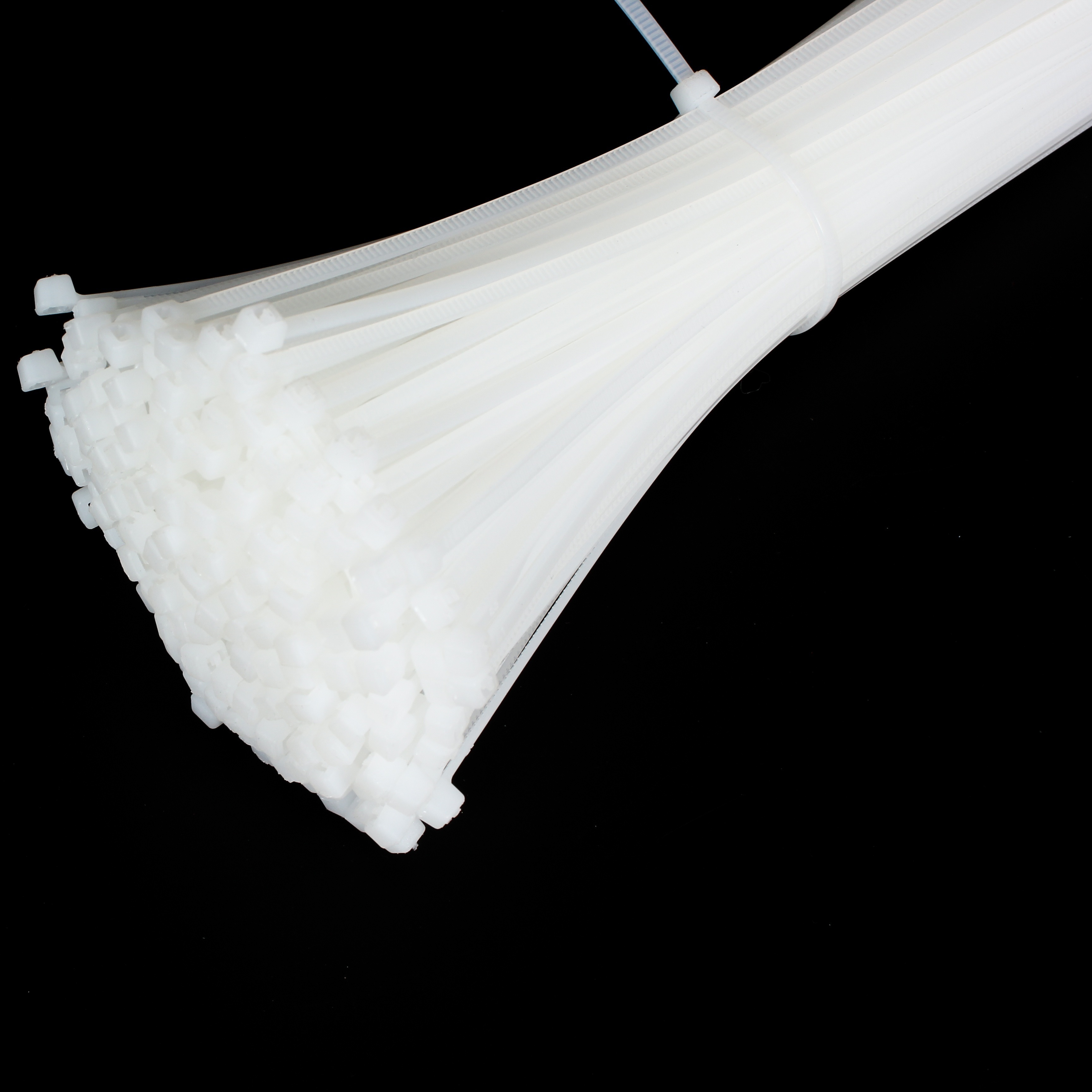TEMU 300 pezzi stringicavo autobloccanti in nylon nere e bianche, lunghezza 100 mm/150 mm/200 mm, a zip, per cavi in plastica, filo per fascettare in