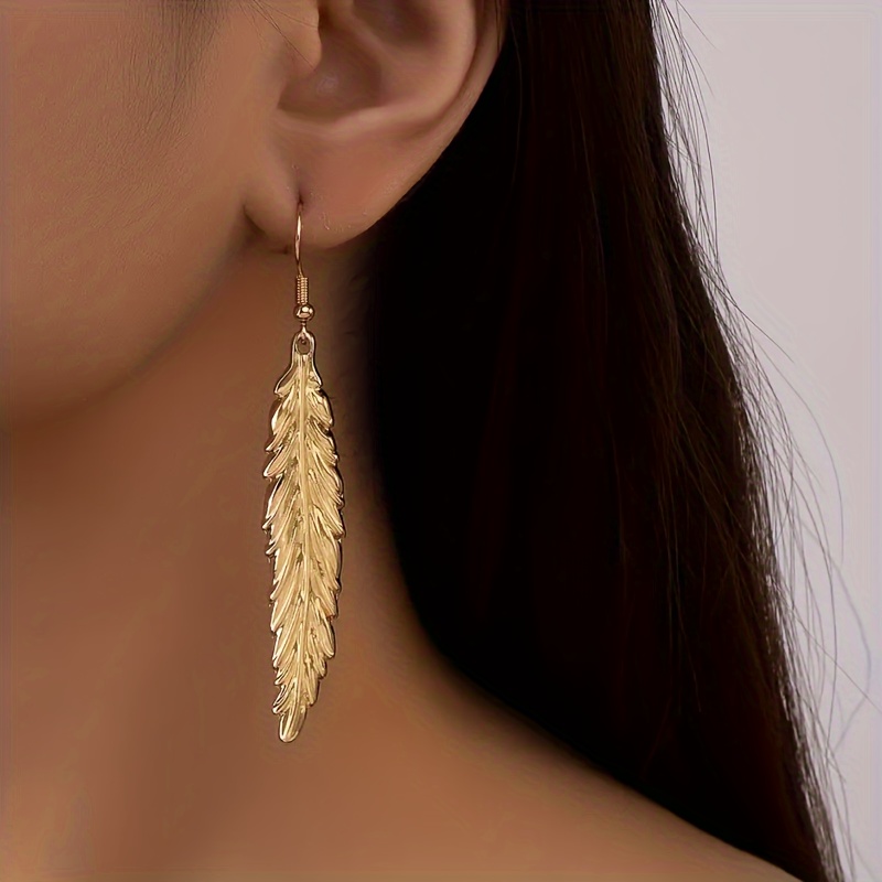 

Golden/black Feather Shaped Dangle Earrings Zinc Alloy 14k Gold Plated Ear Jewelry Chinese Vintage Style Drop Earrings For Women