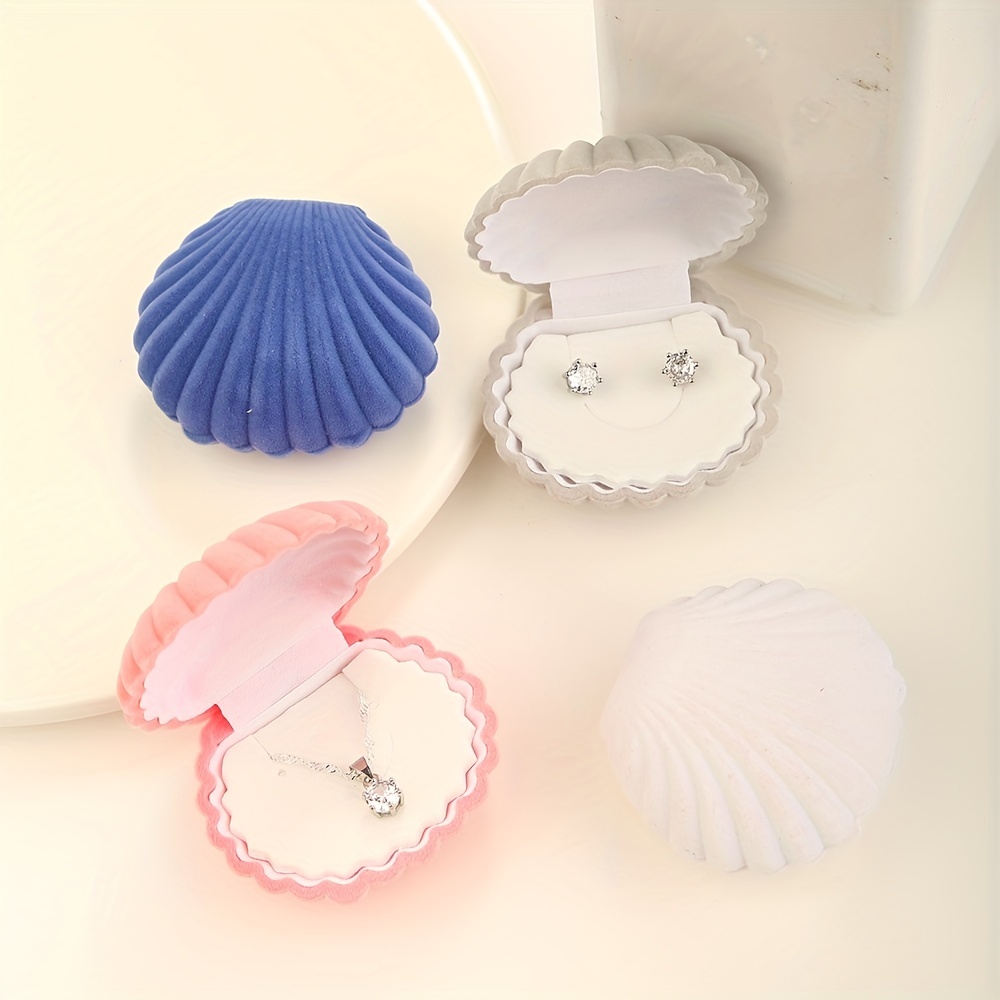 Small Shell Flocking Jewelry Box