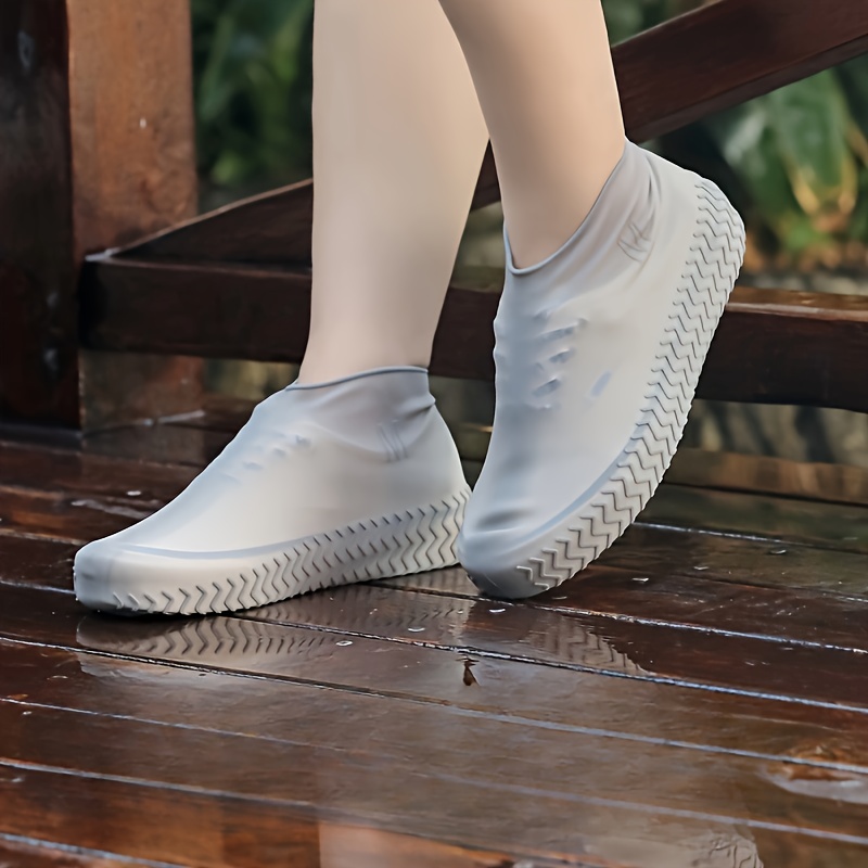 Les chaussures imperméables à membrane anti-dérapante anti-poussière  couvrent le blanc épaissi jetable