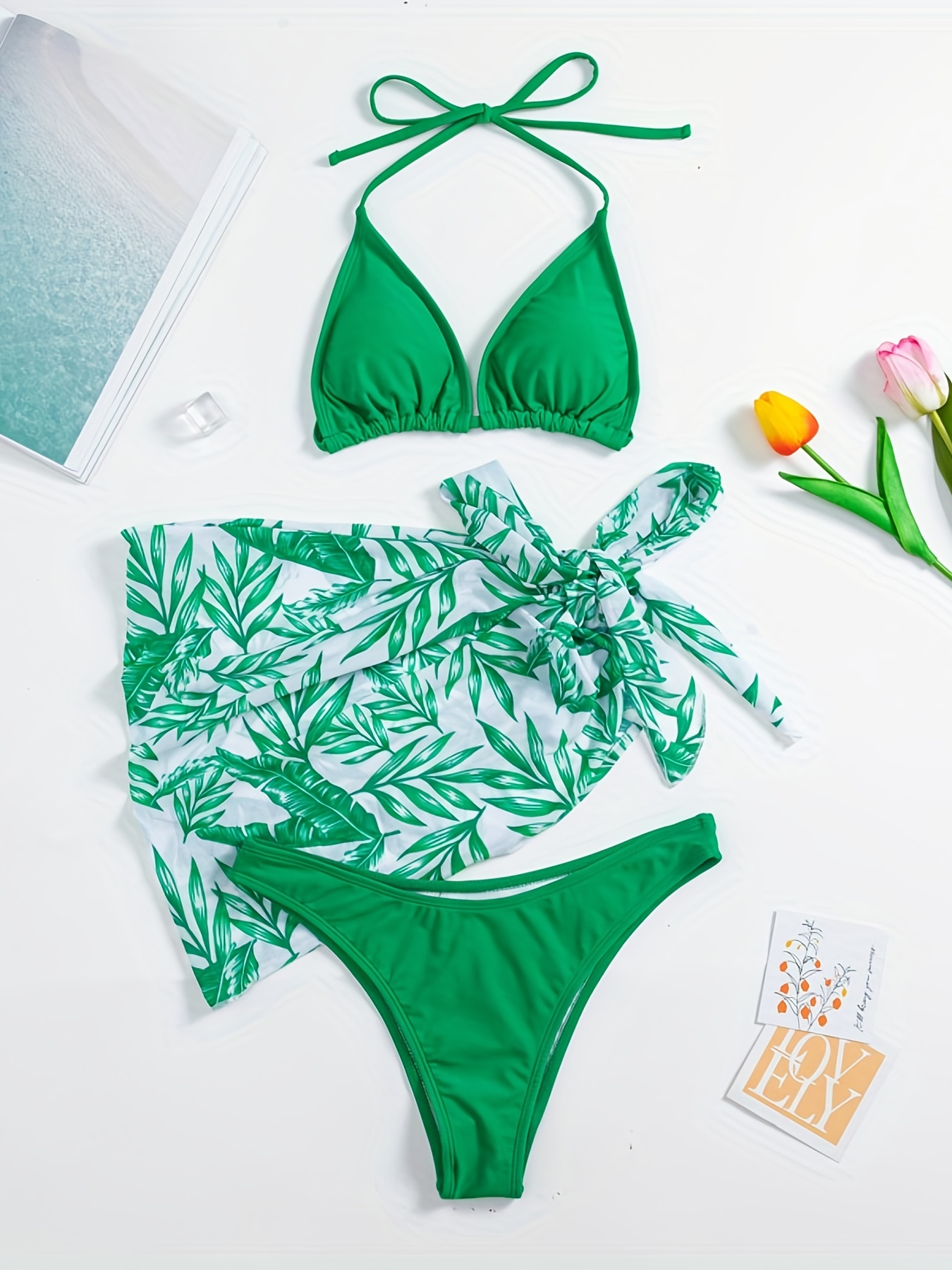 ZAFUL Tropical Leaf Tie Side String Bikini Swimwear In DEEP GREEN