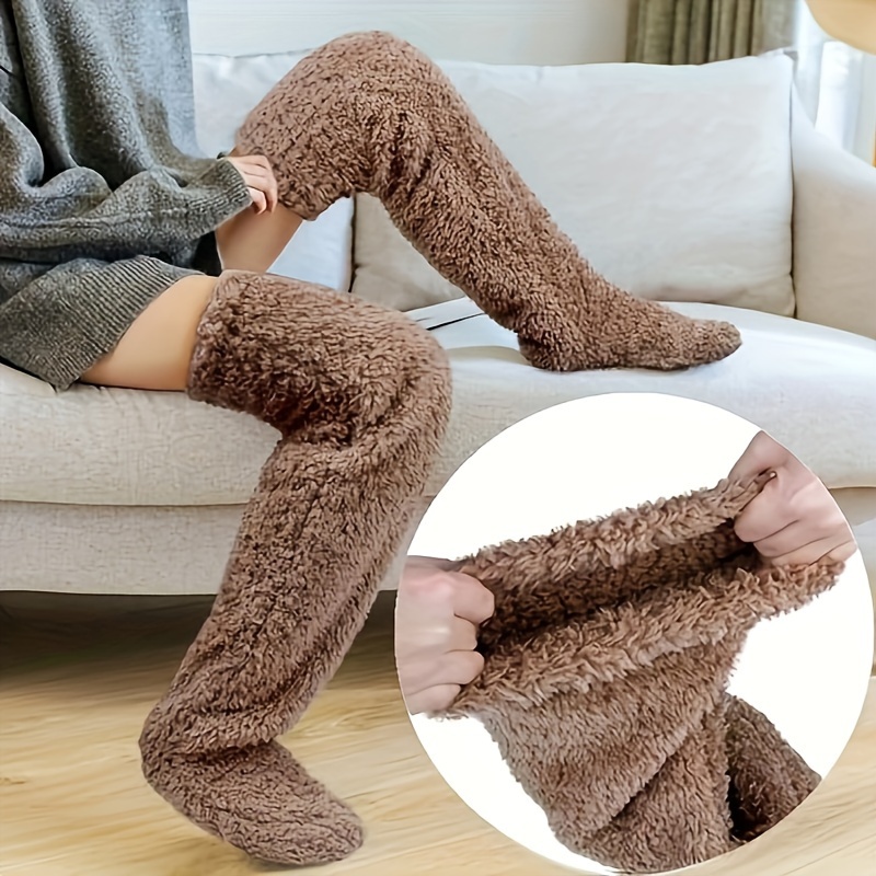 

1 Pair Of Men's Thickened And Warm Coral Fleece Over The Knee High Socks, Floor Stockings For Autumn Winter, Leg Warmers