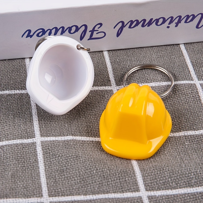 1pc Creative And Minimalist Construction Safety Helmet Keychain