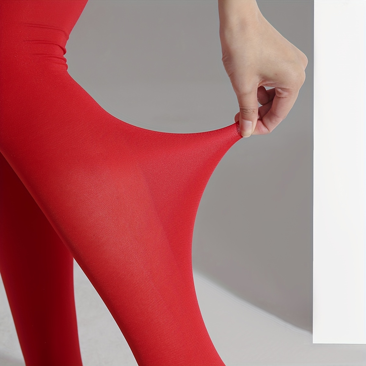 Womens Red Seamless Ultra Stretchy 70 Denier Opaque Pantyhose