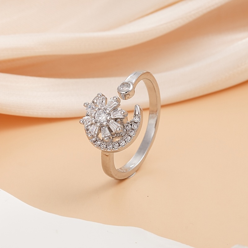 Rotating Daisy Moon Crystal Spinning Ring, Adjustable