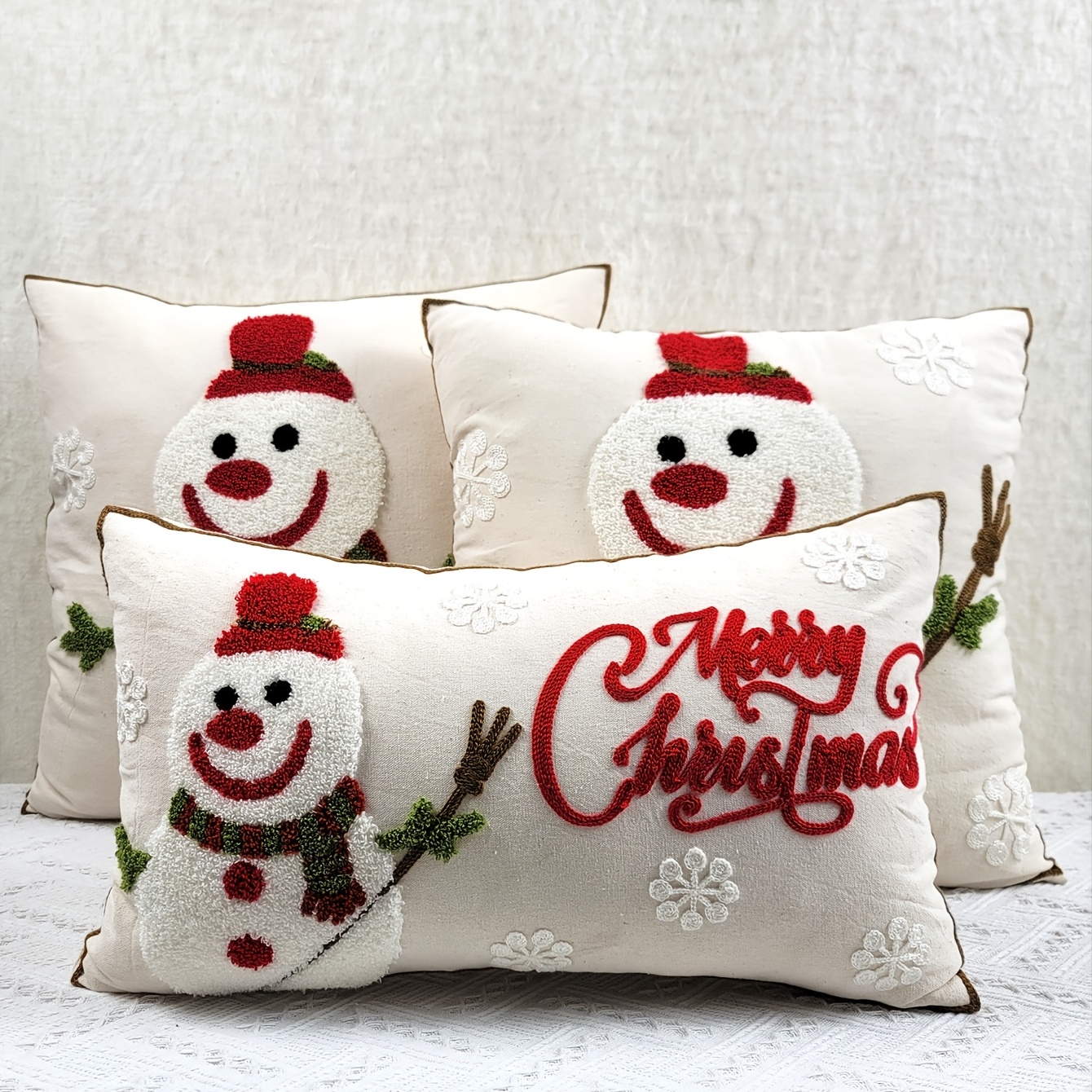 Throw Pillows for Bed Christmas Merry Christmas Christmas Snowman Leather  Pillow Case Bedding Pillows Decorative 