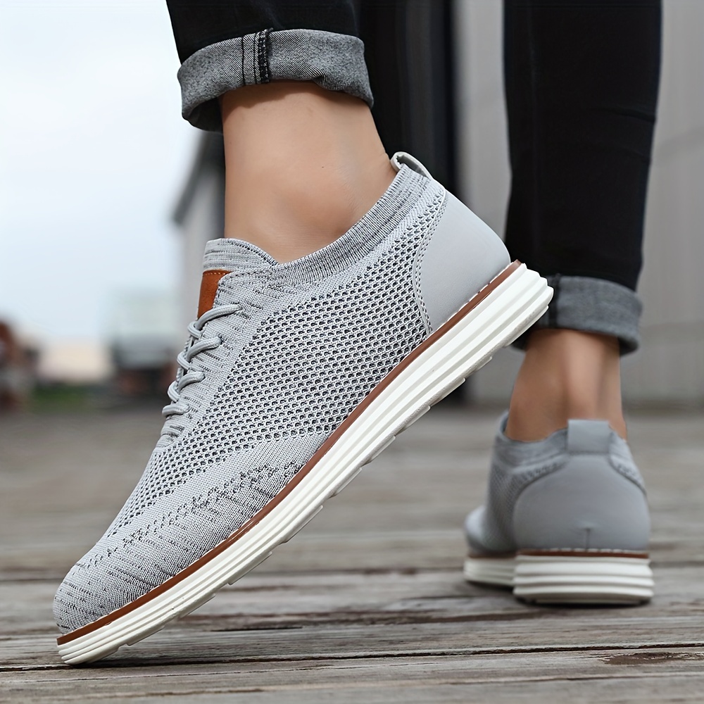 Men's Lightweight Sneakers - Athletic Shoes - Breathable Lace-ups