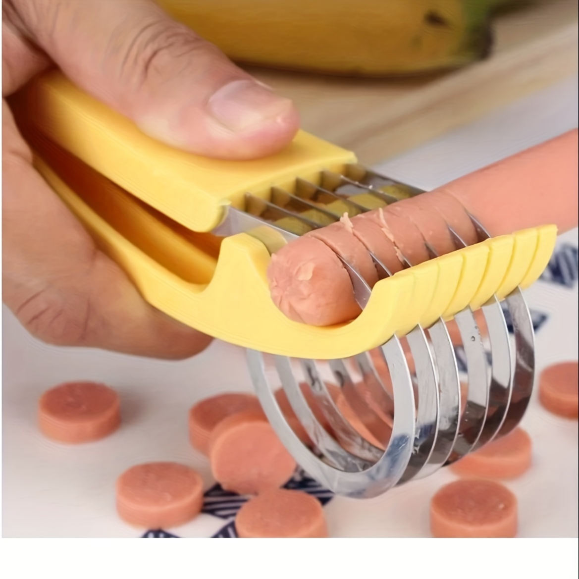 Banana Slicer, Practical Kitchen Tool, Plastic Salad Fruit Peeler Cutter Chopper