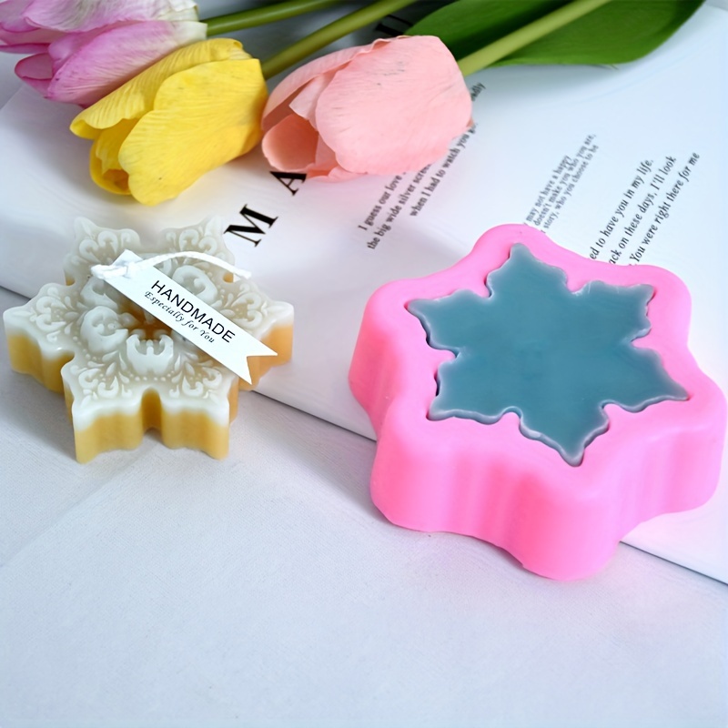  Christmas Snowflake Silicone Mold, Durable Christmas Candle  Making Tools Small Silicone Candle Mold for Homemade Crafts Cake Pudding  Jello Soap