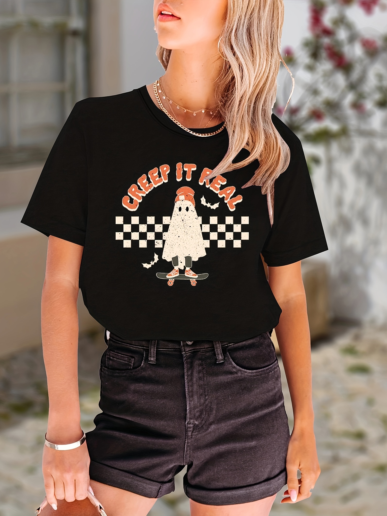 Halloween T-shirt for women, Creep it Real Shirt, cute Ghost Shirt, Trendy  Retro Fall Shirt, women fall graphic tee, halloween party gift