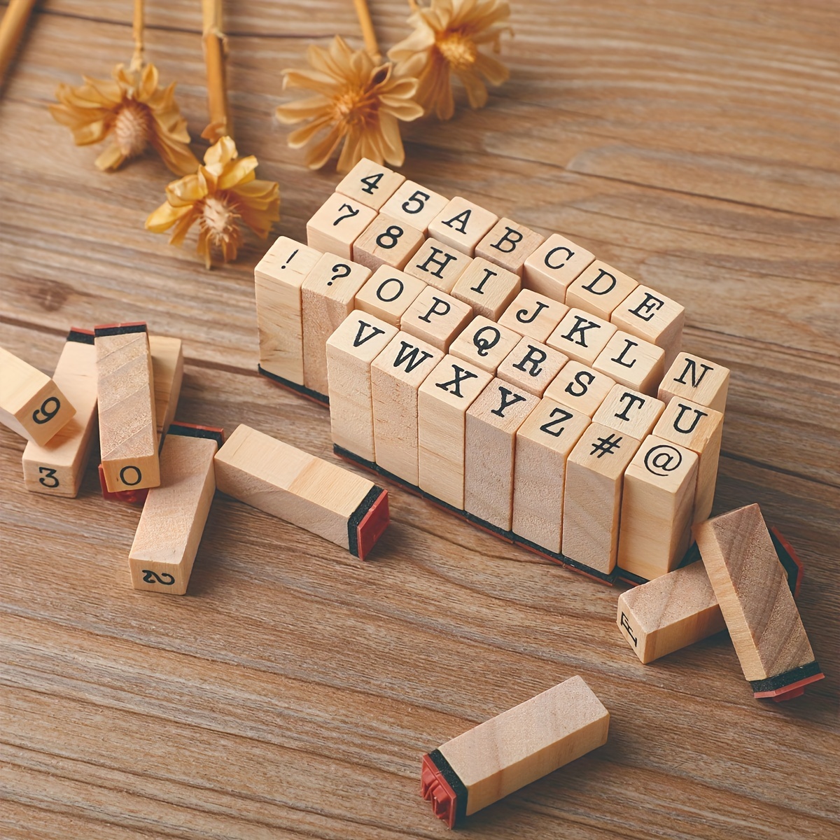  Tvoip 70 sellos del alfabeto, letras decorativas de goma de  madera de la A a la Z, letras 0-9, símbolos de números con caja de madera  para manualidades, tarjetas, álbumes de