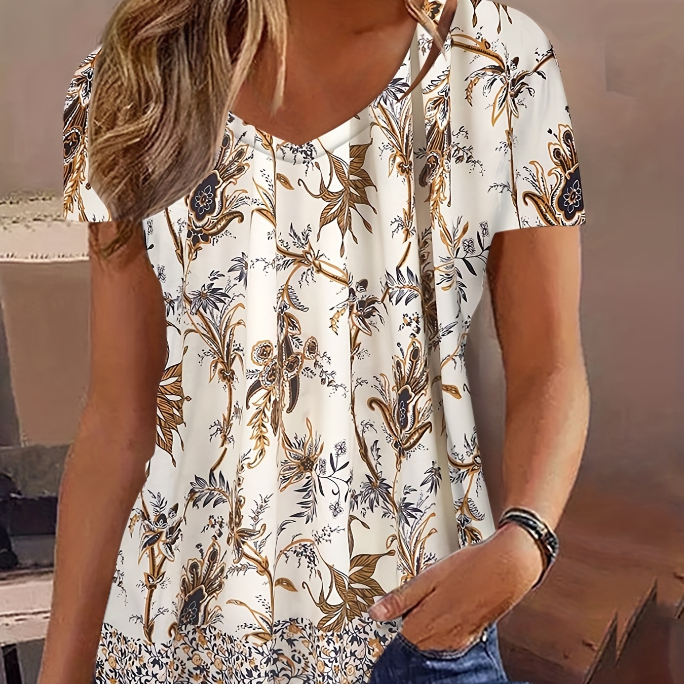 

Plus Size Boho Top, Women's Plus Jacobean Print Cut Out Short Sleeve V Neck Slight Stretch Top