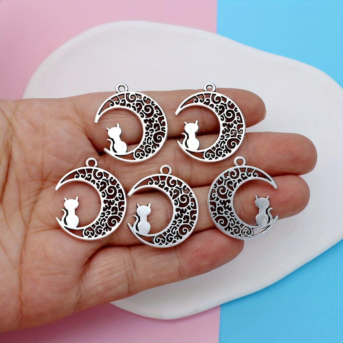 Moon Cat Cat Charm Antique Alloy Metal Pendants For DIY Jewelry Making  30x26mm Fits Earrings, Necklaces, And Bracelets From Cambay_jewelry, $15.64