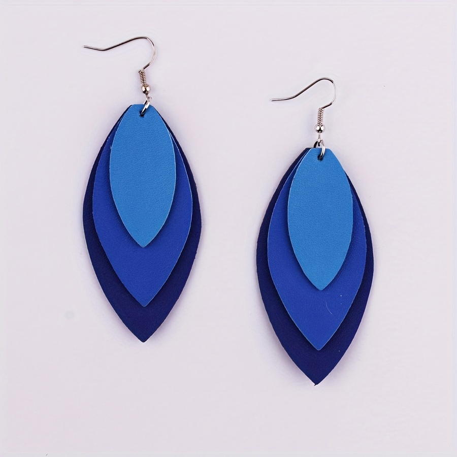 Image of Exquisite Retro Earrings With A 3-layer Leaf Design Made Of Faux Leather, Perfect As A Gift For Women And For Everyday Wear