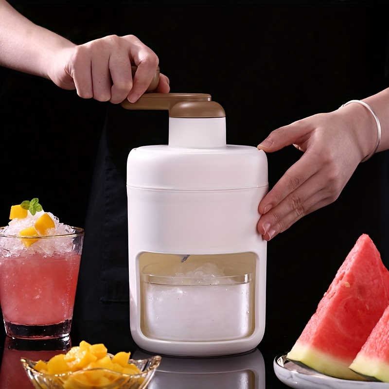 Hand Crank Ice Crusher,Ice Crusher Shaver,Ice Maker for Making Drinks for  Fast Coarse, Shaved or Fine Chips Snow Cones or Slushies Mini Portable Ice