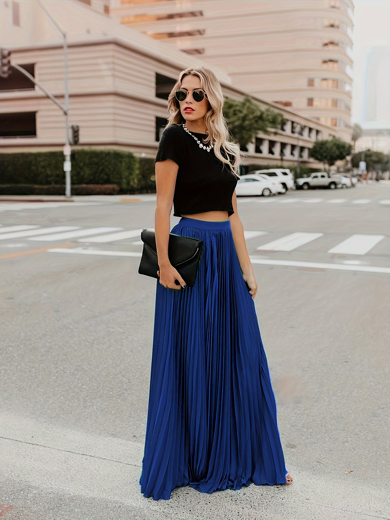 Ways To Wear Royal Blue For Fall.  Royal blue skirts, Royal blue dress  outfit, Blue skirt outfits