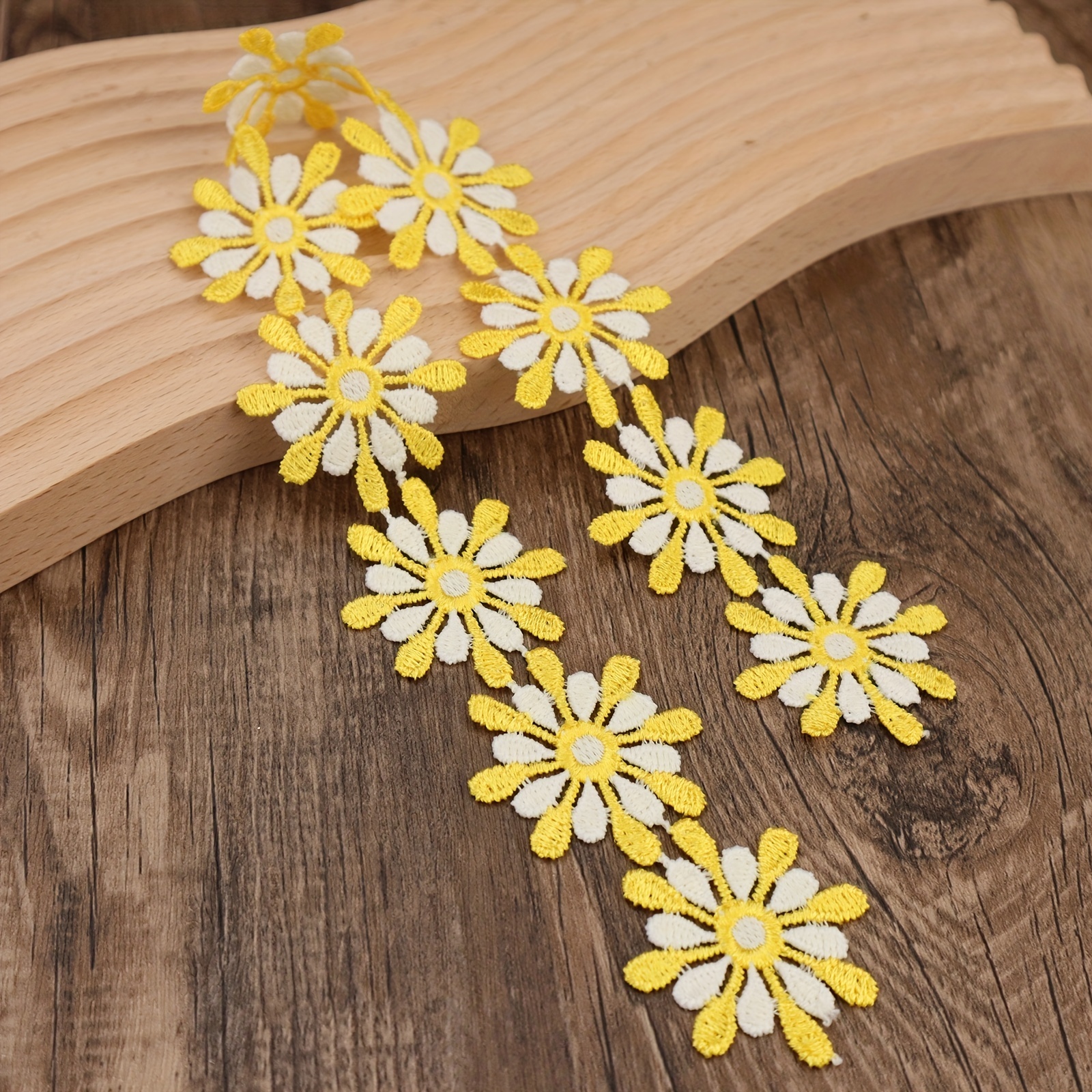 Daisy Lace Trim Creative Embroidered Daisy Lace Fabric 3D Small Yellow  Flowers Lace Ribbon DIY Dress Collar Hats Headwear Sewing Trimming Decor(A)