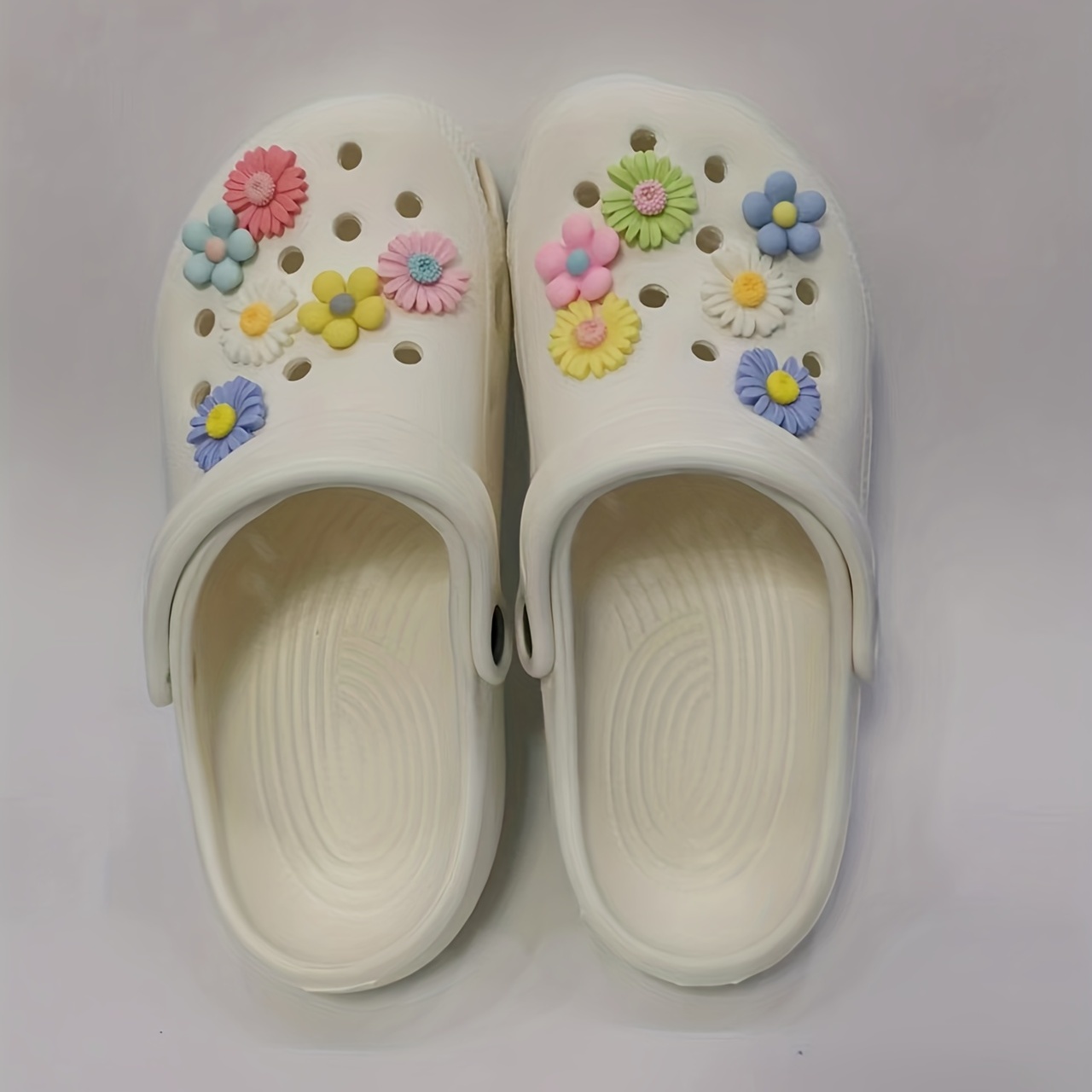 7pcs Cute Flower Shoes Charms For Crocs, Women Aesthetic Flower Shoes  Decoration Charms, Colorful Resin Daisy Flowers Shoe Charms Set For Crocs