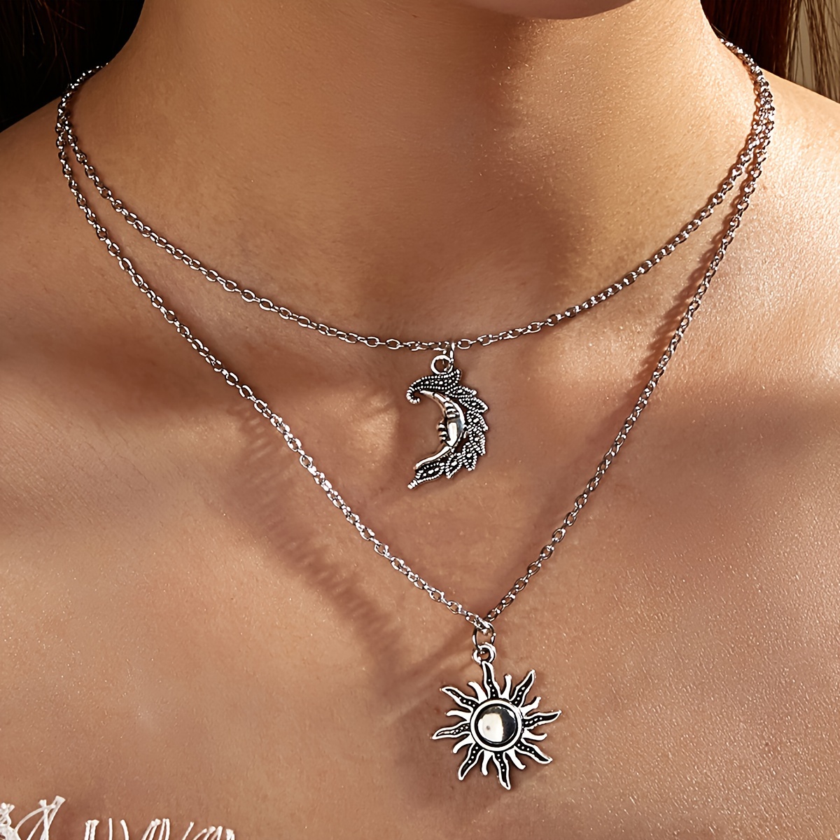2pcs Sun Pendant Necklace