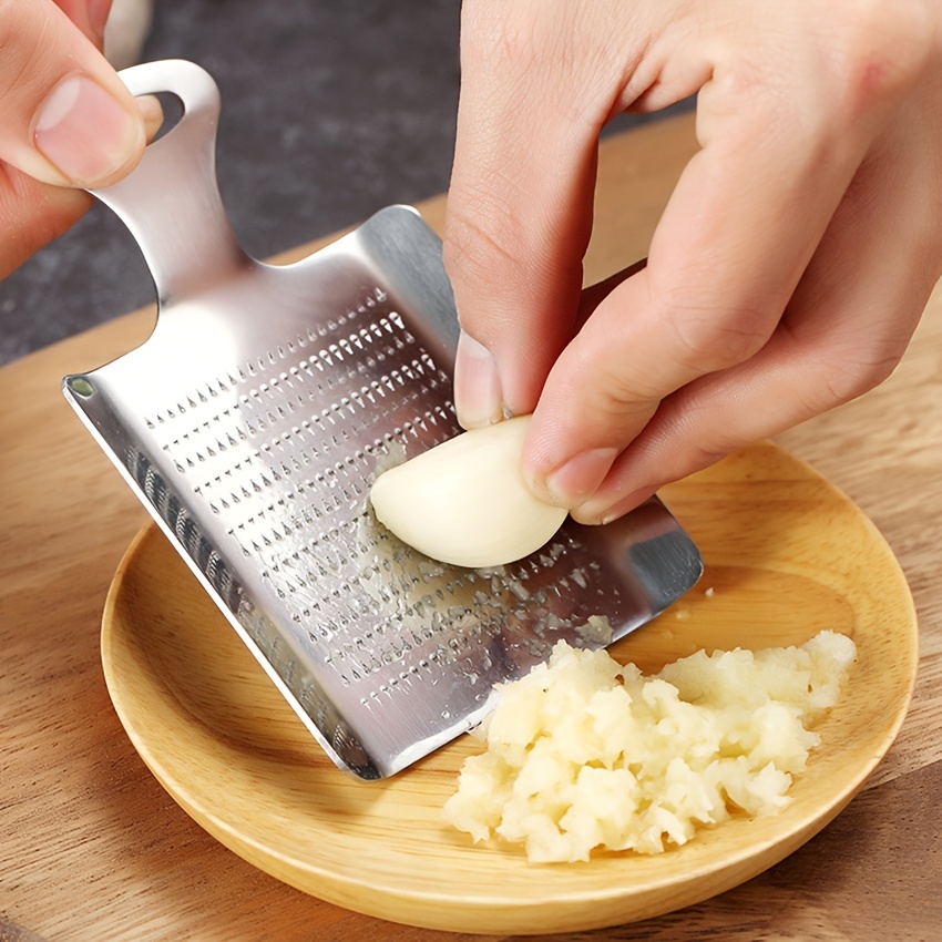 The Great Garlic Grater