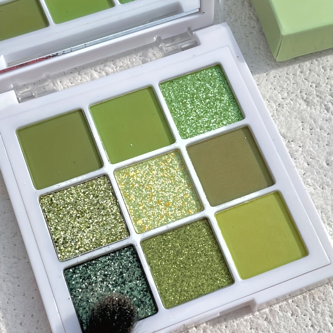 

9 Colors Avocado Eyeshadow Palette, Green Color Tone, Matte Shimmer Finish, High Pigment Glitter Eye Makeup Palette, Waterproof, Durable Cosmetics
