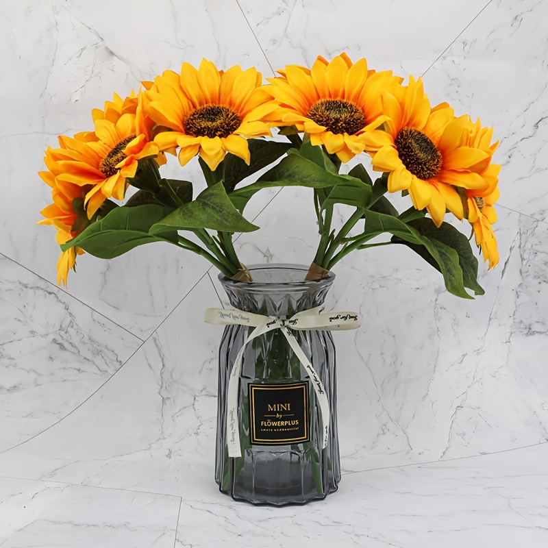 Girasoli Finti per Decorazioni, 4 Mazzi di Fiori di Girasoli Artificiali di  Seta Finta Bouquet di Girasoli Realistici con Stelo per la Disposizione dei  Matrimoni Decorazione Della Domestico : : Casa e