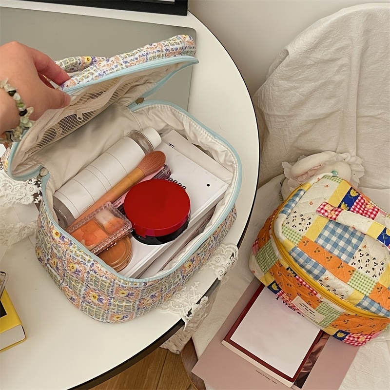 Cute Cartoon Pattern Cosmetic Bag Large Capacity Portable - Temu