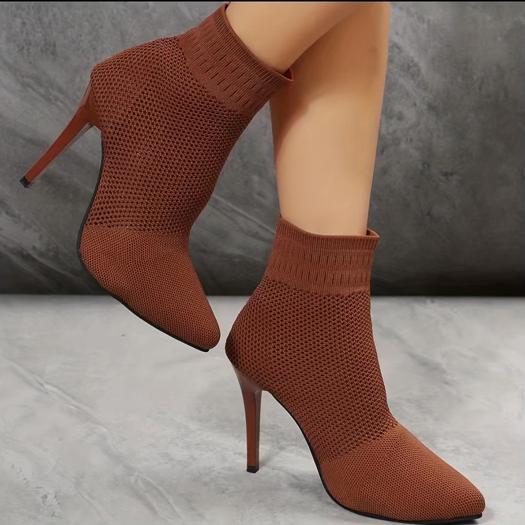 Brown knit outlet boots