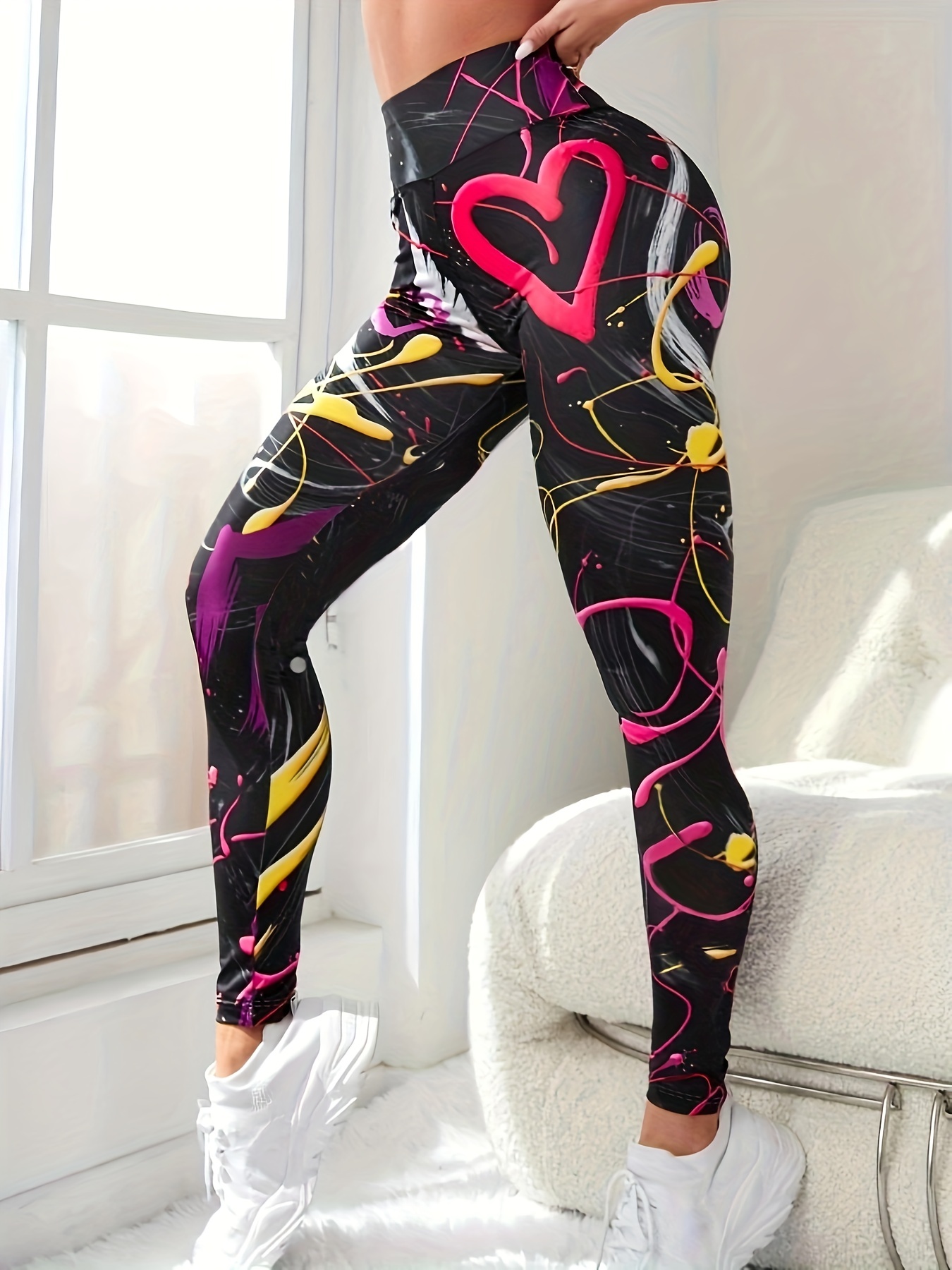 Heart Graffiti Print Yoga Leggings, High Waist Stretchy Sports Tight Pants,  Women's Activewear