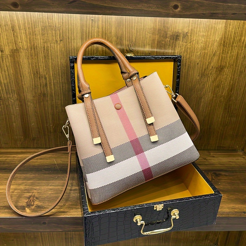 

Vintage Style Women's Geometric Casual Handbag With Adjustable Strap And Zipper Closure
