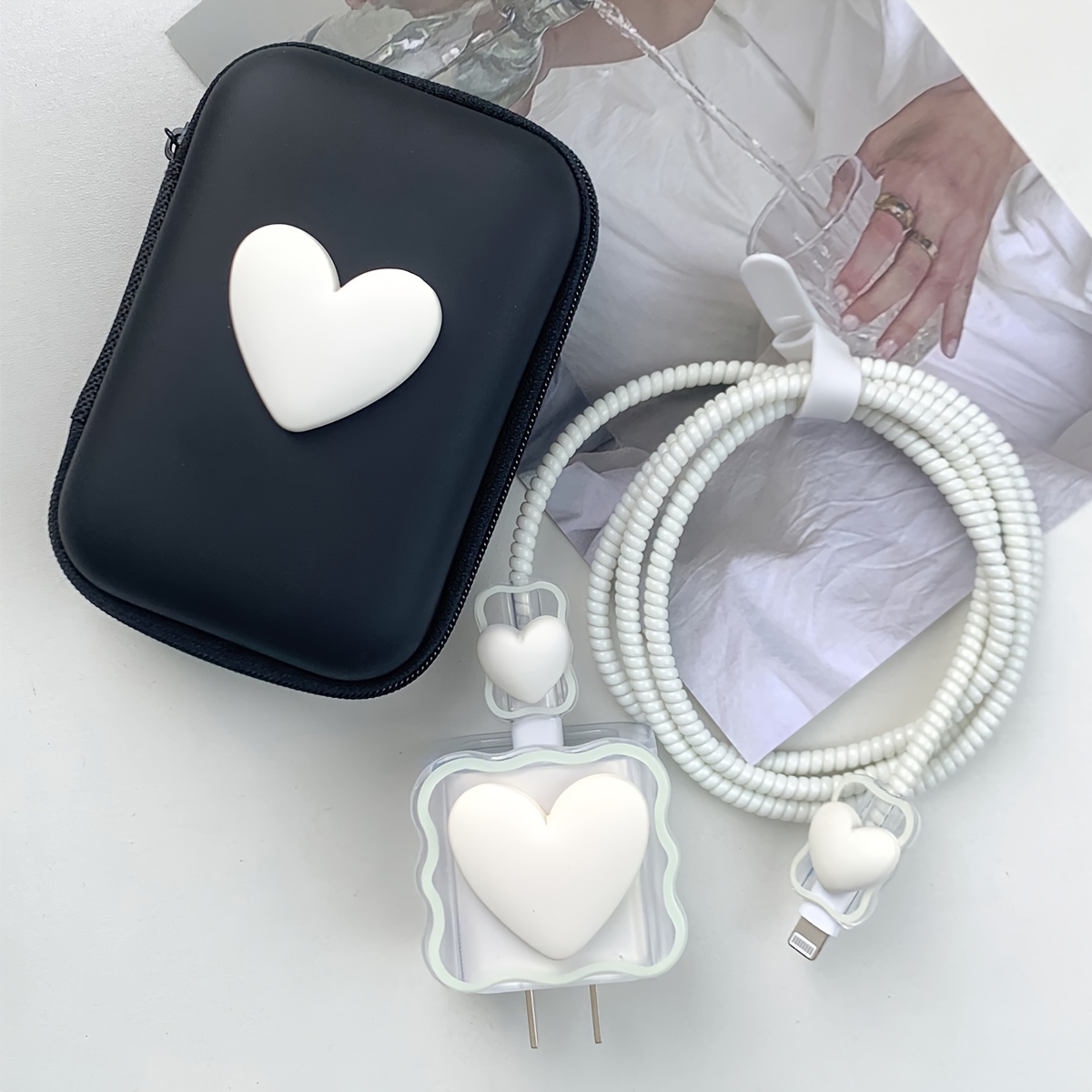 

6-piece Set Simple White Heart Charger Protective Cover Data Cable Storage Bag