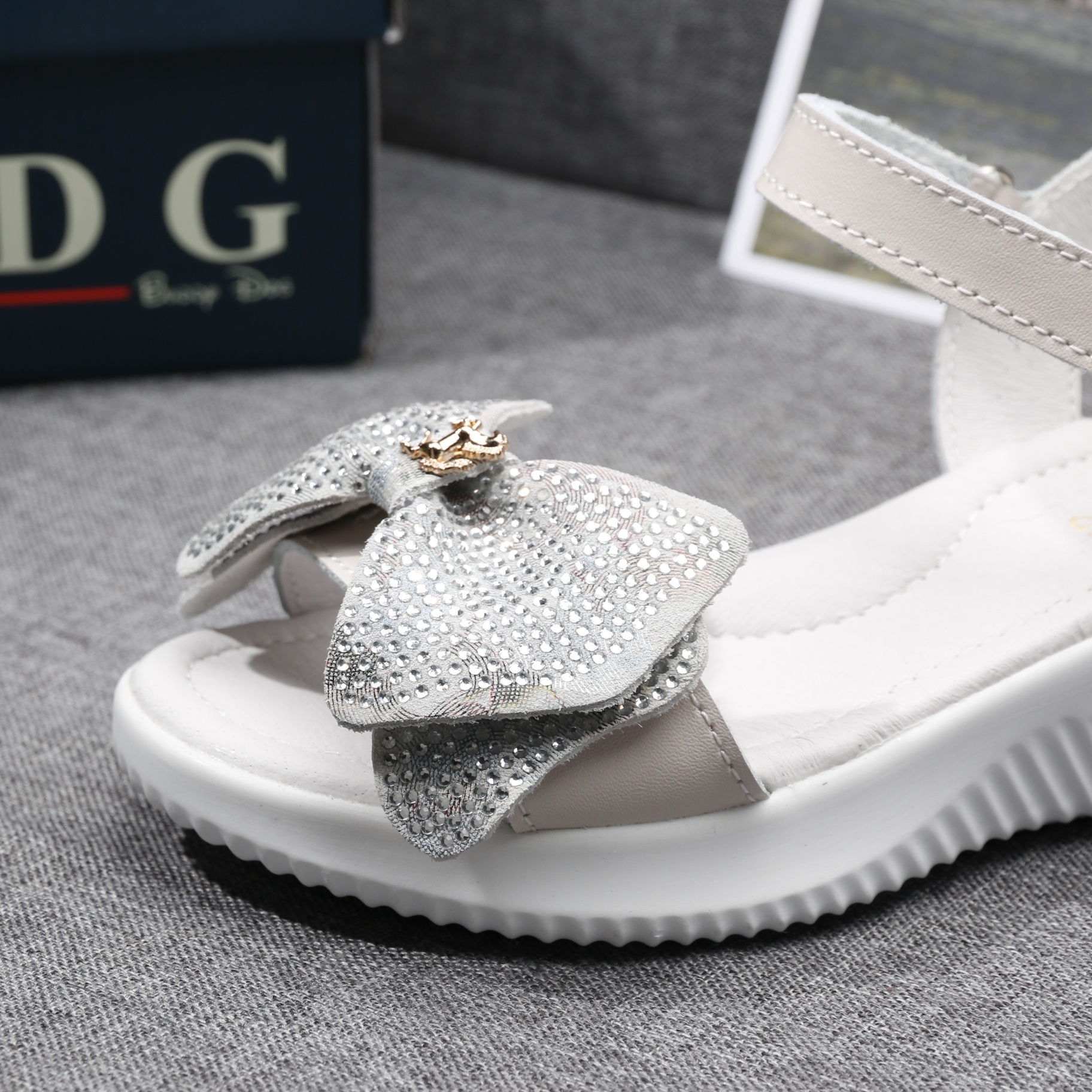 Girls Trendy Glitter Bowknot Platform Wedge Sandals Children s Open Toe Anti skid Ankle Strap Sandals With Hook And Loop Fastener